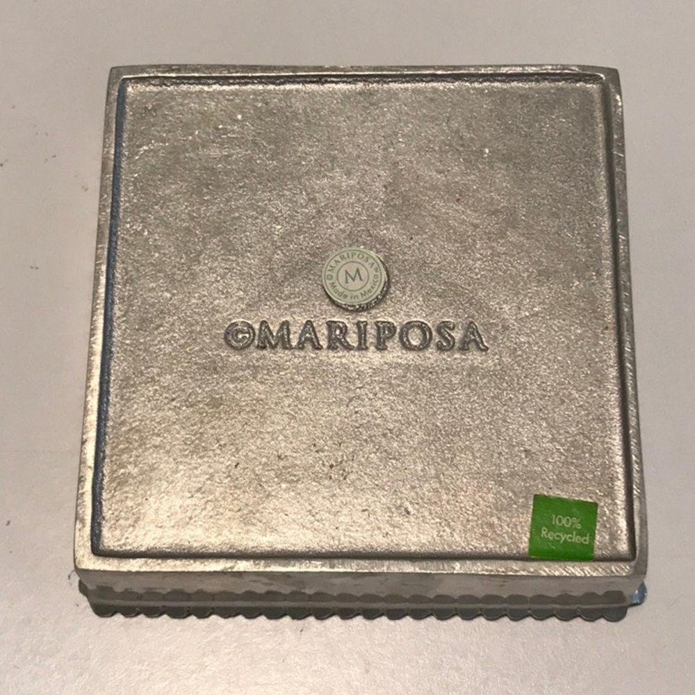 Like New Preowned MARIPOSA cocktail napkin holder w dog bone weight & napkins - Picture 4 of 6